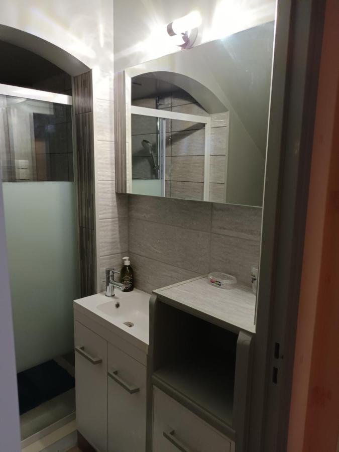 Logement Martine Rouffignac Saint-Cernin ภายนอก รูปภาพ